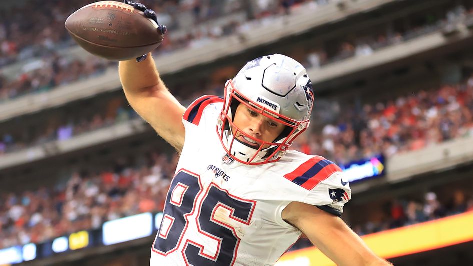 Hunter Henry of the New England Patriots celebrates a touchdown