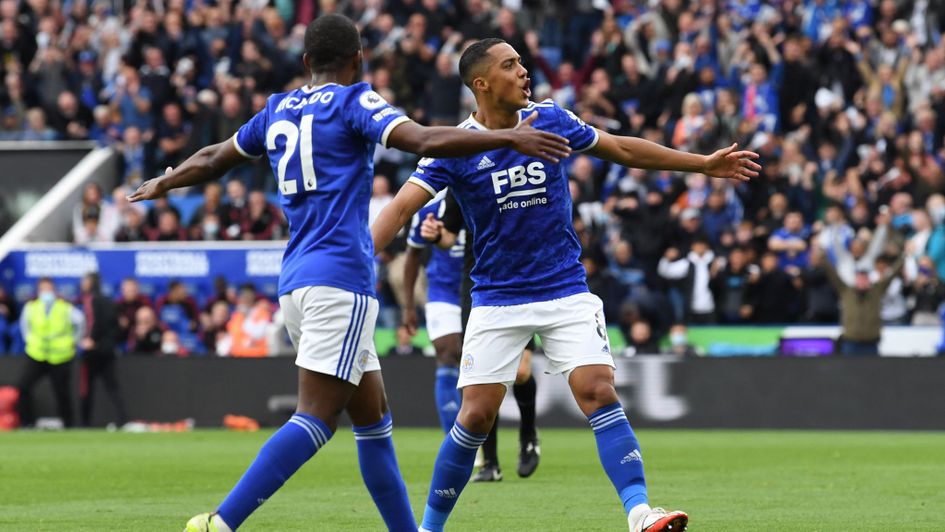 Leicester celebrate against Man Utd