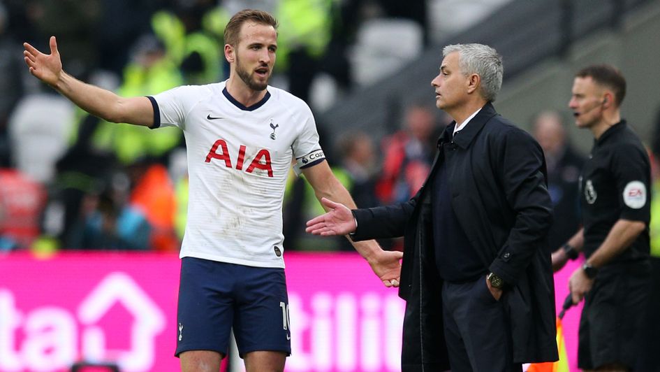 Jose Mourinho in discussion with Harry Kane